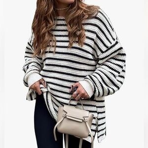 Striped Size L Black and White Oversized Crewneck Sweater